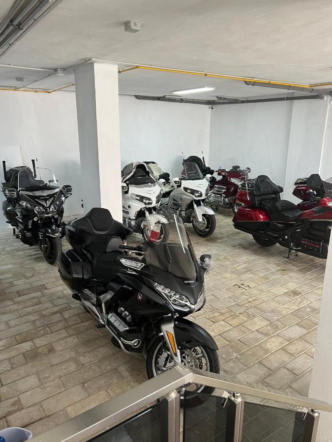 Mervin Hotel Krujë المظهر الخارجي الصورة