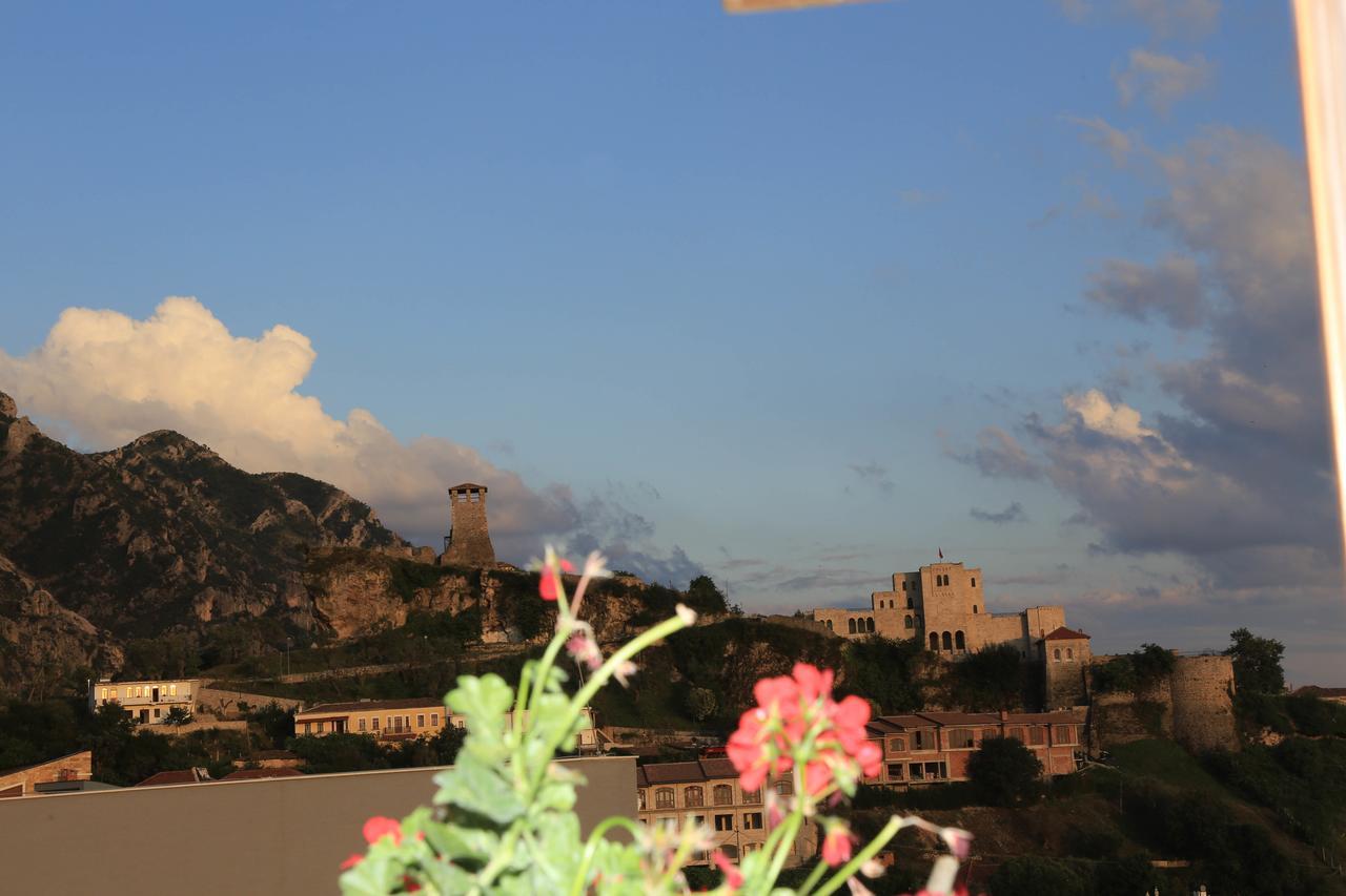 Mervin Hotel Krujë المظهر الخارجي الصورة