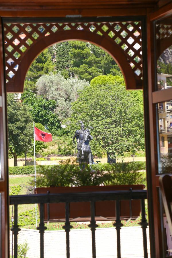 Mervin Hotel Krujë المظهر الخارجي الصورة