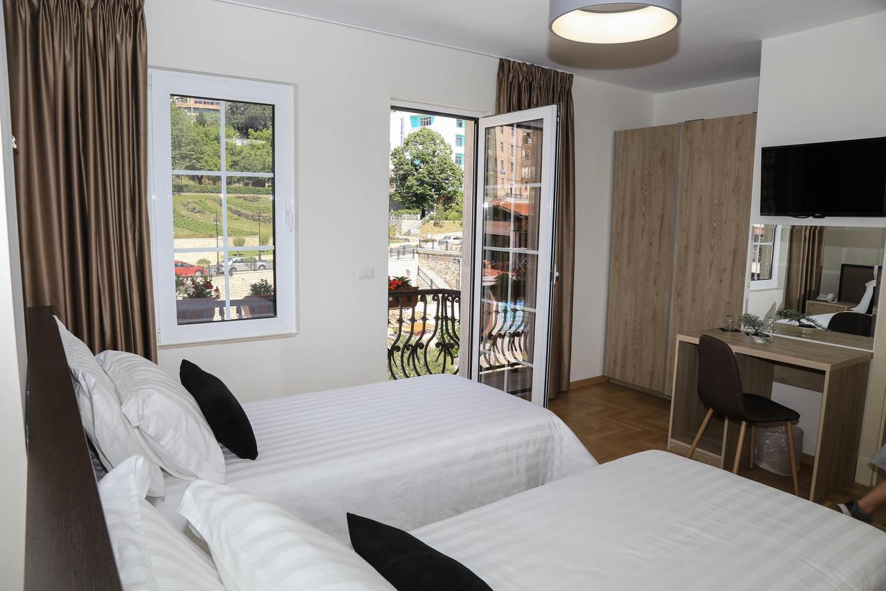 Mervin Hotel Krujë المظهر الخارجي الصورة