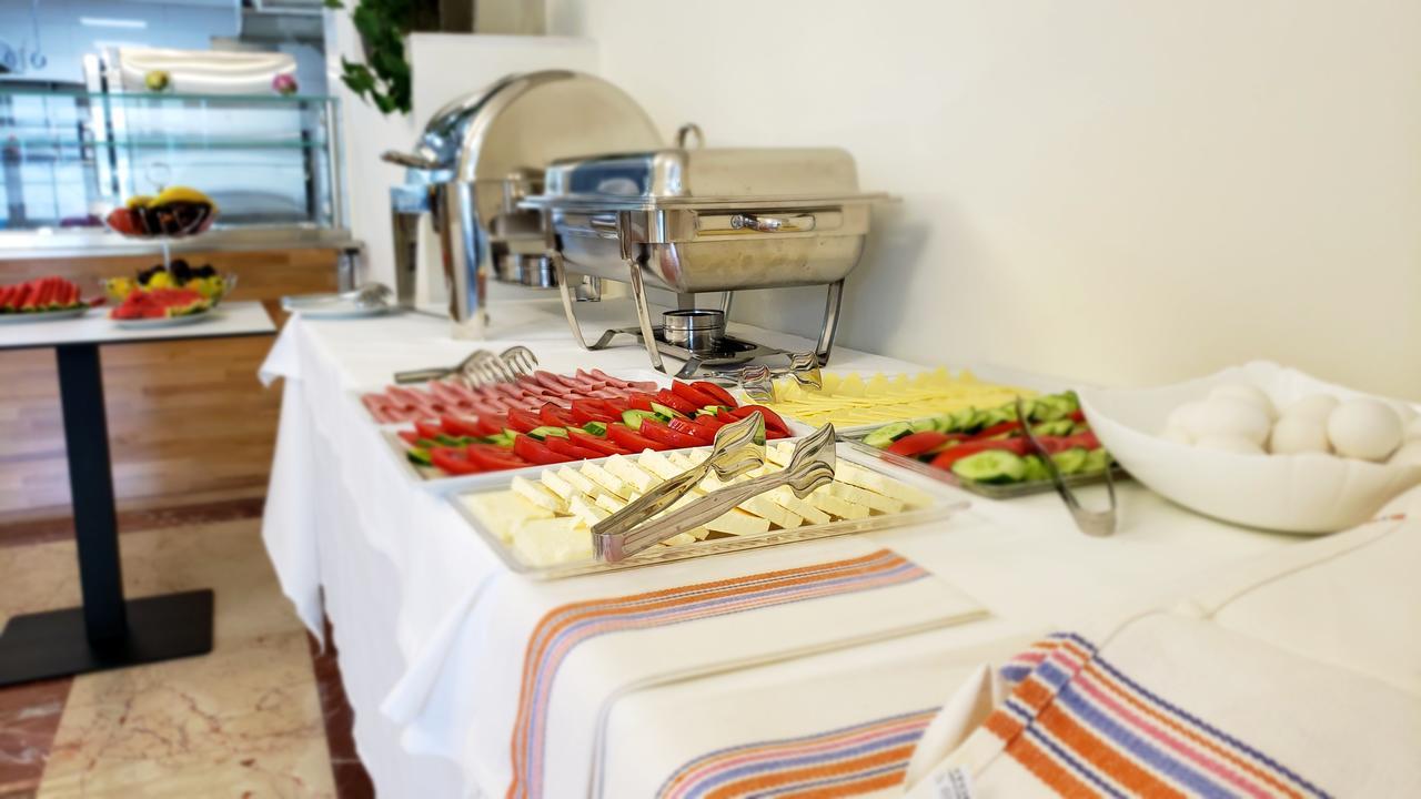 Mervin Hotel Krujë المظهر الخارجي الصورة